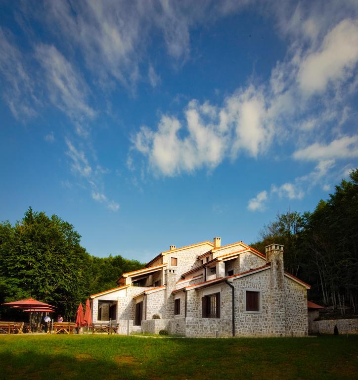 Hotel Ivanov Konak Цетине Экстерьер фото