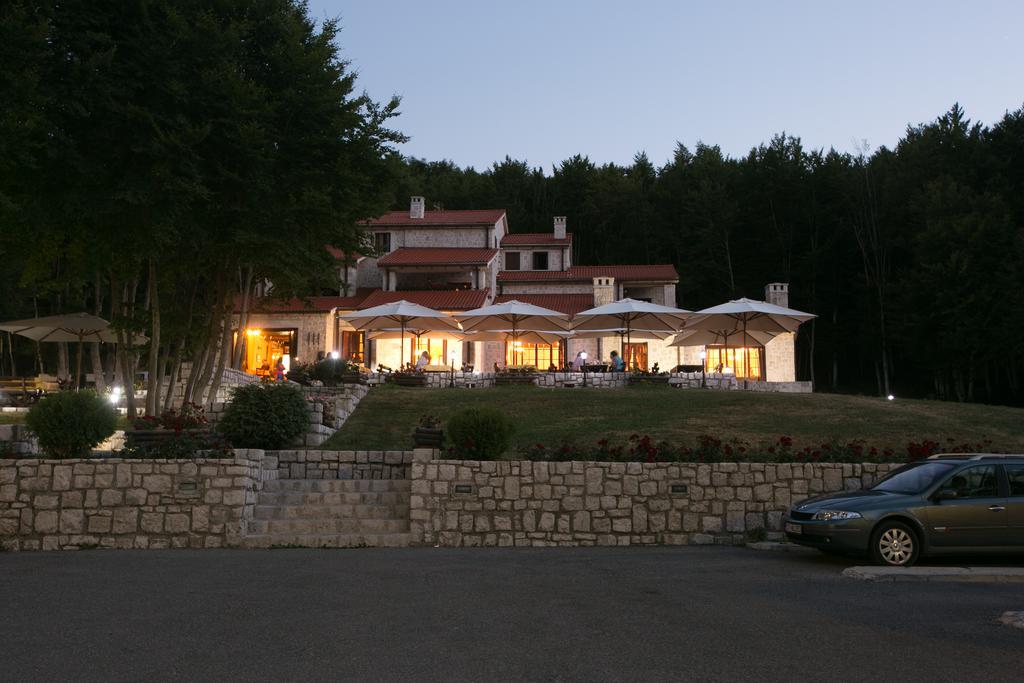 Hotel Ivanov Konak Цетине Экстерьер фото
