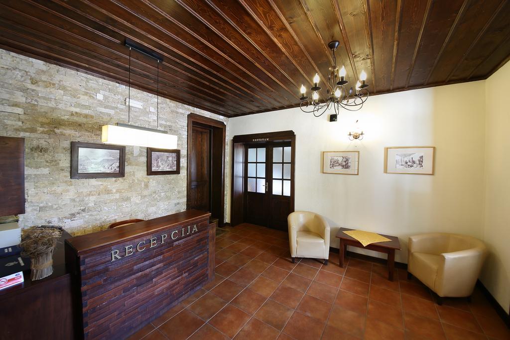 Hotel Ivanov Konak Цетине Экстерьер фото